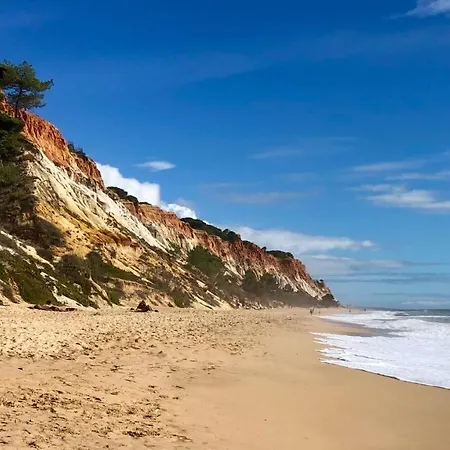 Faraway Falesia * Olhos de Agua (Albufeira)